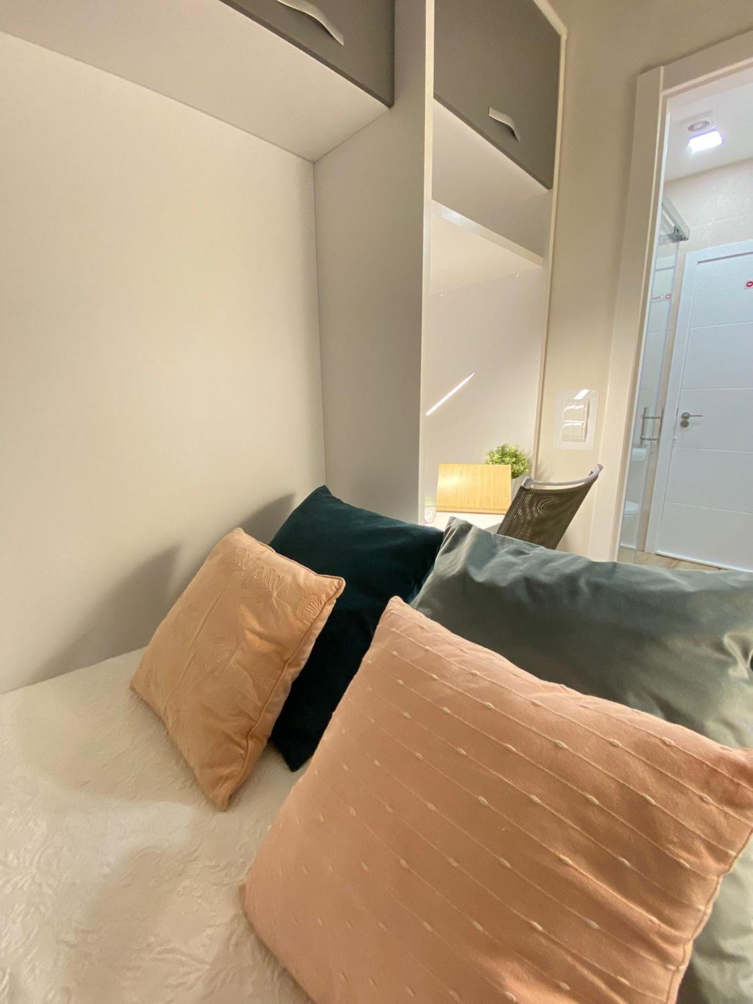 Centrico. Atocha-lavapies. Nuevo. 100% Equipado. Apartament