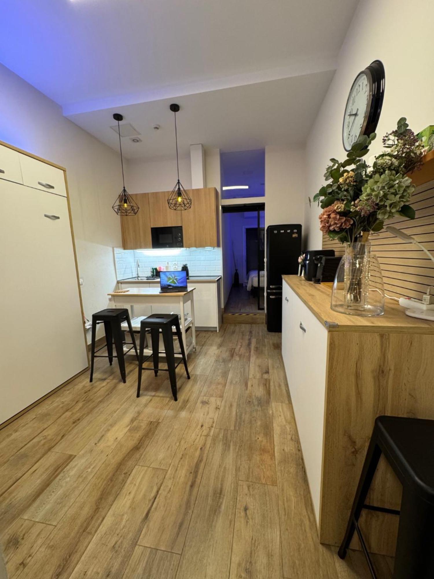 Centrico. Atocha-lavapies. Nuevo. 100% Equipado. Madri